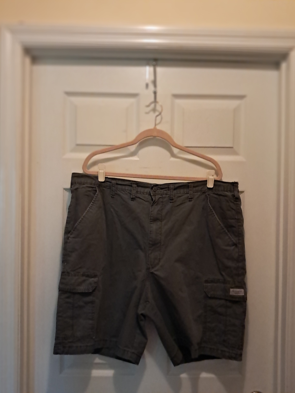 Wrangler Men's Cargo Shorts - Dark Gray Size 44